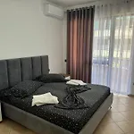 Orkidea Apartament *
