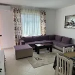 Orkidea Apartament Golem (Tirana)