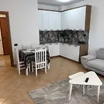 Orkidea * Golem (Tirana)