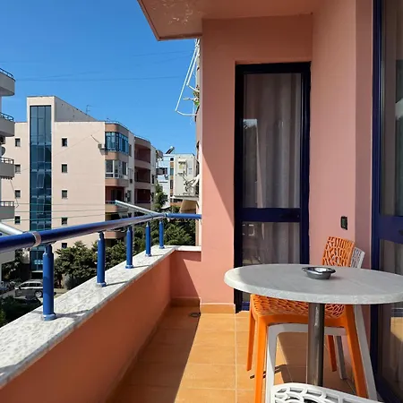 Orkidea Apartment *