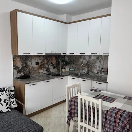 Apartamento Orkidea Golem (Tirana)