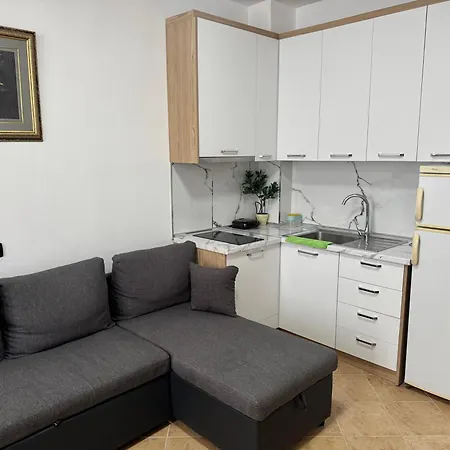 Orkidea Apartment Golem (Tirana)