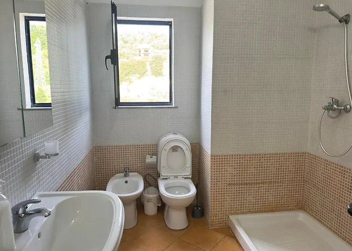 Orkidea Lejlighed Golem (Tirana)